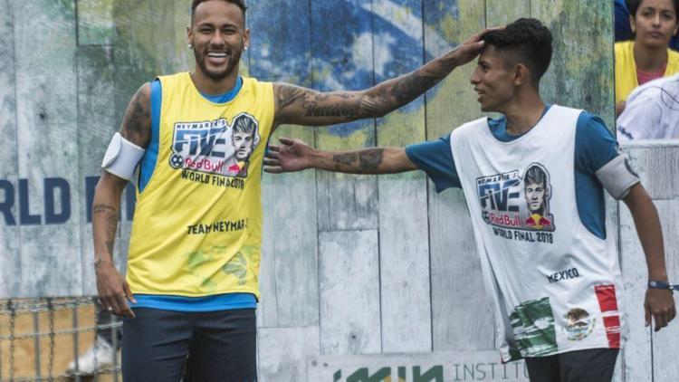 Neymar Jr’s Five’ta dünya şampiyonu Meksika