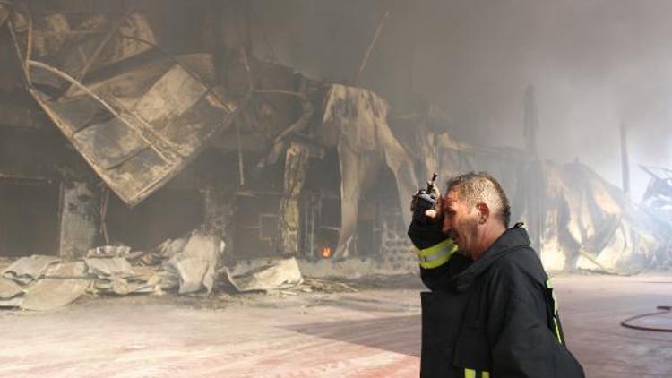 Antalya OSBde izolasyon malzemesi fabrikasında yangın/ Ek fotoğraflar