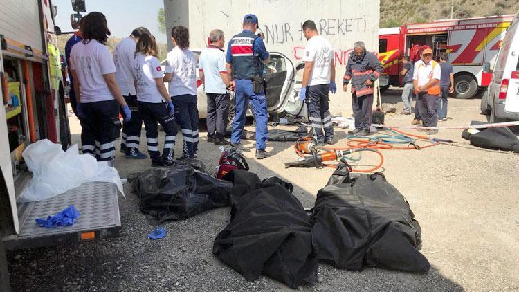 Ankarada feci kaza: 4 ölü