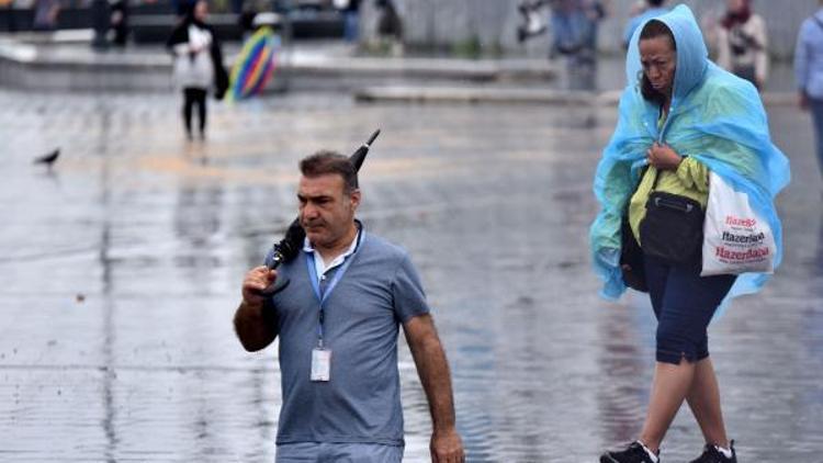 Fotoğraflar// İstanbulda sağanak yağış