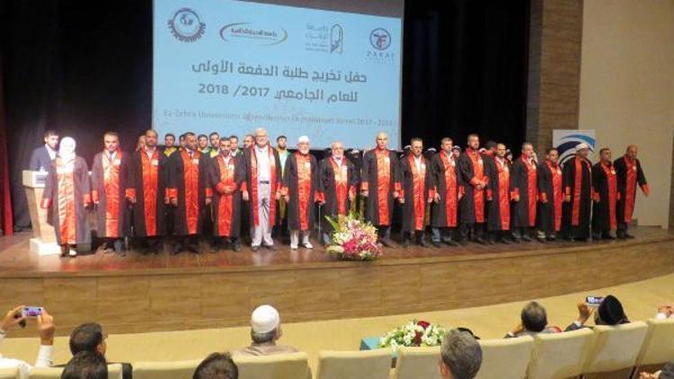 Ez Zehra Üniversitesi ilk mezunlarını verdi