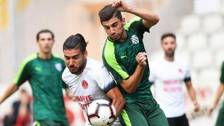 Hazırlık maçında Bursaspor ve Ümraniyespor karşılaştı..