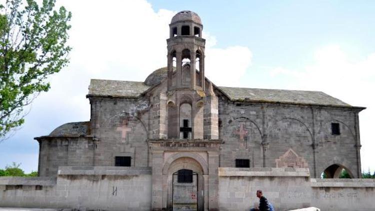 Osmanlının yaptırdığı kilise için restorasyon talebi
