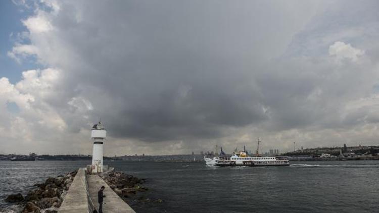 Fotoğraflar // Bulutlar İstanbulu terk ediyor