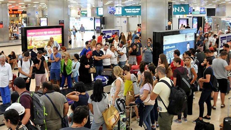 Havalimanlarındaki yolcu sayısında artış