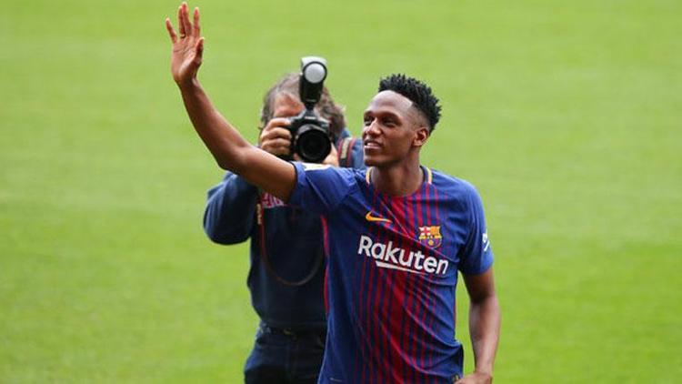 Manchester Unitedda, Yerry Mina sesleri