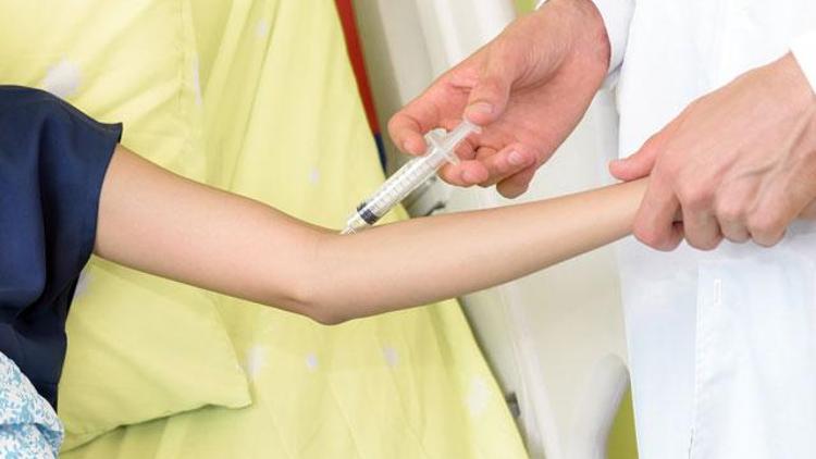 Hepatit B ve Dye aşı kalkan oluyor