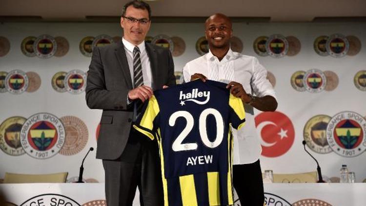 Fenerbahçe, Andre Ayewi renklerine bağladı (EK FOTOĞRAFLAR)