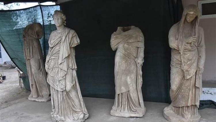 Aydında 2 bin yıllık 6 heykel bulundu