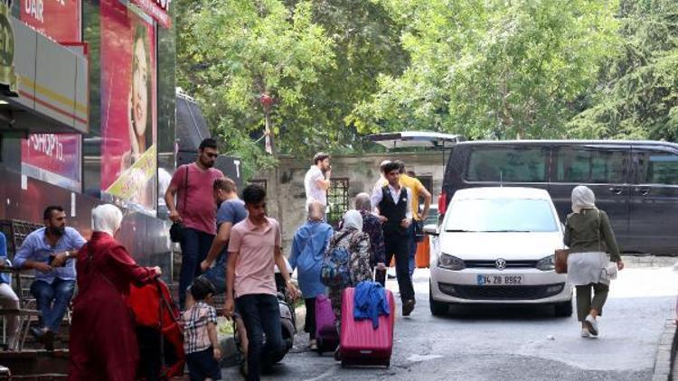 Şişlide, oteli içinde müşteri varken tahliye ettiler