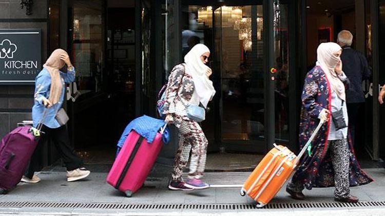 İstanbulun göbeğinde oteli içinde müşteri varken tahliye ettiler