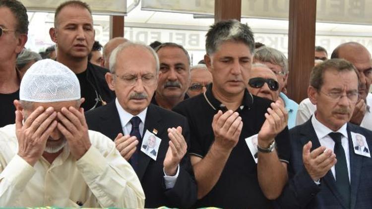 Kılıçdaroğlu, CHP Konya eski İl Başkanı Ünalın cenazesine katıldı
