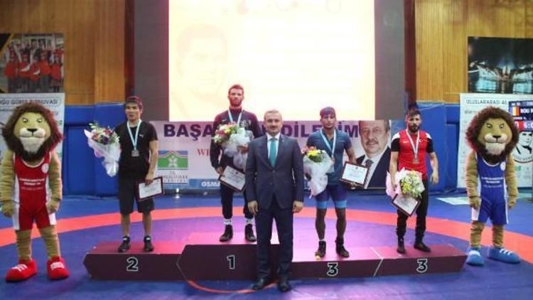 Türkiyeden Yaşar Doğu Şampiyonasının ikinci gününde 6 madalya