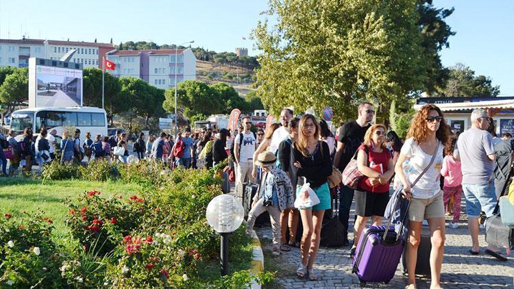 Ayvalıkta, Yunanistan için vize başvuruları tüm hızıyla sürüyor