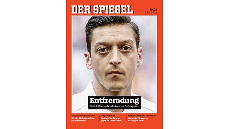 Özil Spiegel’in kapağında