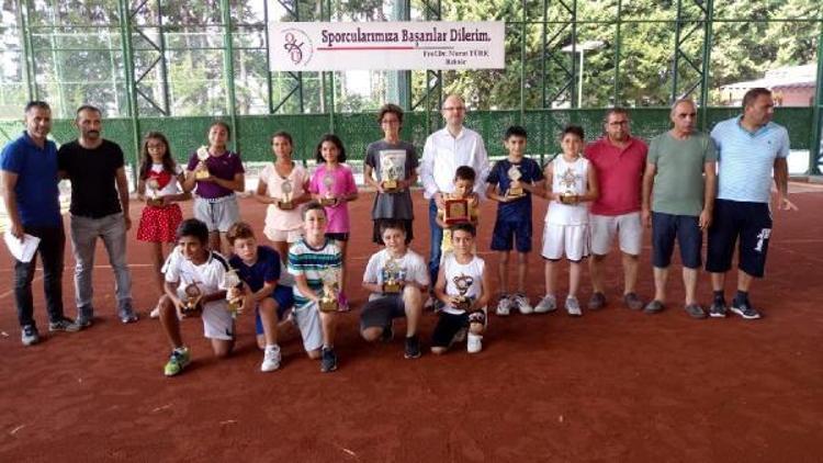 Osmaniyede 41 sporcu teniste yarıştı
