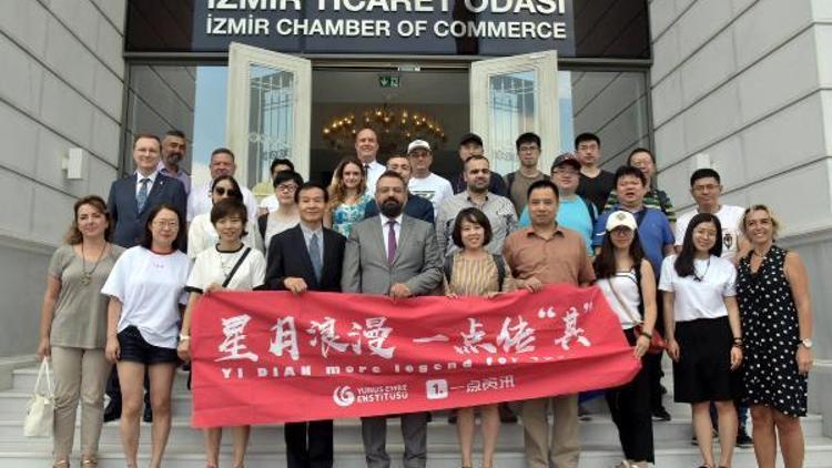 Çinin ünlü isimleri İZTO’yu ziyaret etti