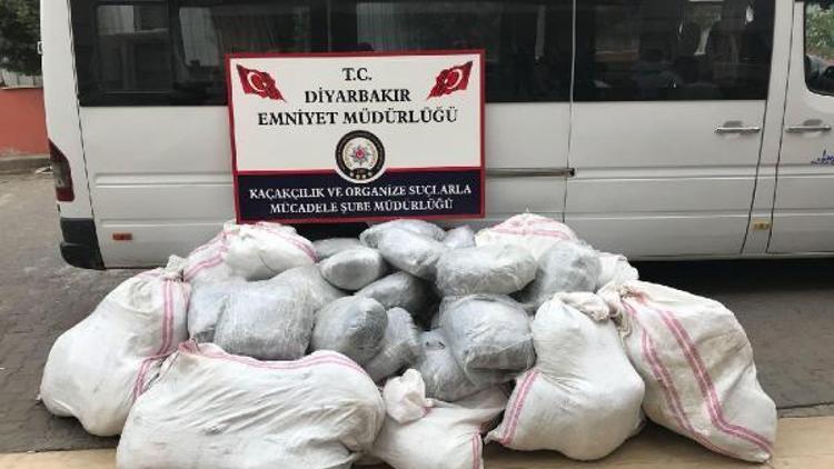 Diyarbakırda 18 günde toplam 1 ton 239 kilo esrar ele geçirildi