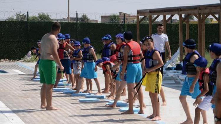 Diyarbakırda 1500 çocuğa ücretsiz yüzme eğitimi