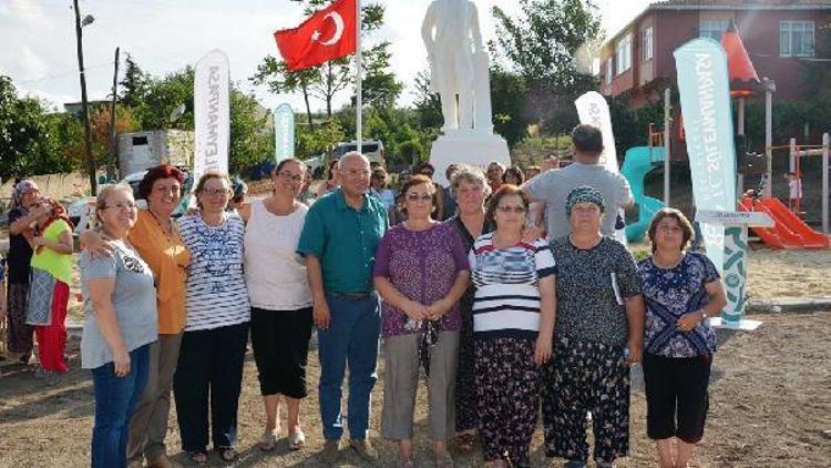 Onuncu Atatürk Anıtı Kılavuzlu Mahallesi’nde açıldı