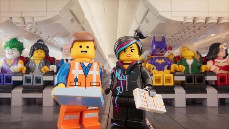 THY uçaklarında artık Lego’lu uçak içi emniyet filmi yayınlanacak