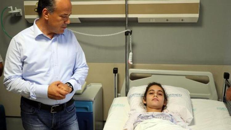 Suriyeli Eminenin yürüyebilmesi için fizik tedaviye başlandı