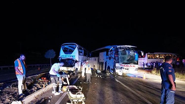 Çorumda yolcu otobüsleri çarpıştı: Yaralılar var
