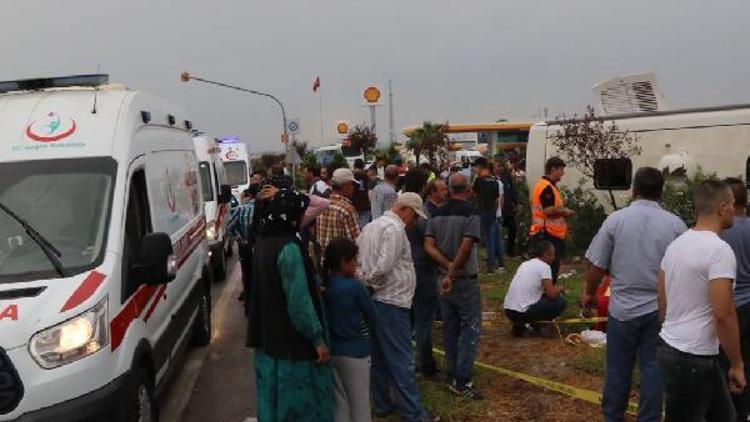 Manisada yolcu otobüsü devrildi: 1 ölü, 25 yaralı