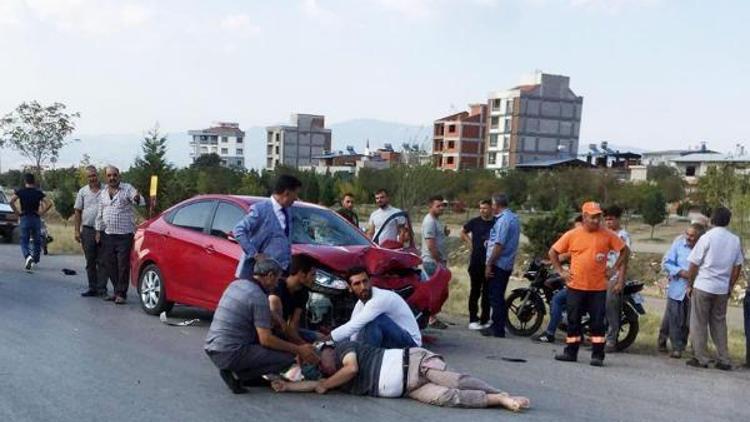 Motosiklet sürücüsünün öldüğü kaza kamerada