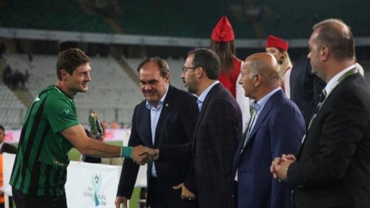 Gençlik ve Spor Bakanı Mehmet Kasapoğlu: Bir Anadolu takımının kupa alması başarı hikayesidir
