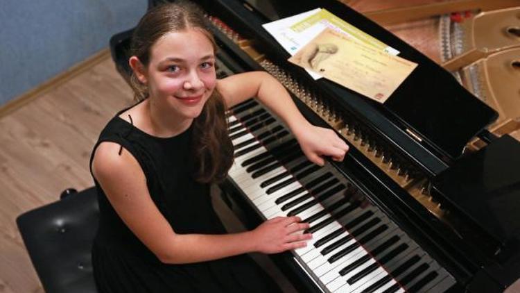 13 yaşındaki Ilgaz piyanoda dünya 2incisi oldu
