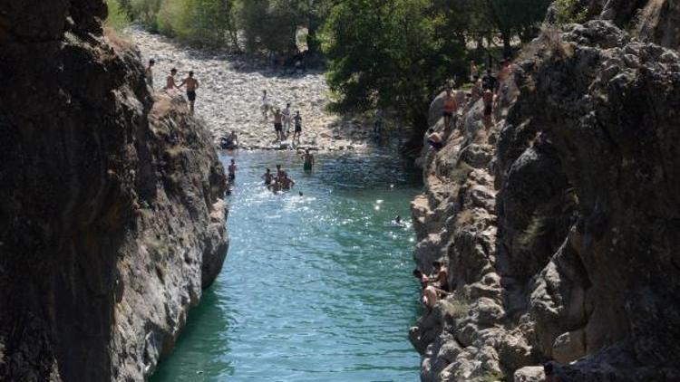 Terörün gölgesi kalktı, Birkleyn Mağaraları ilgi odağı oldu