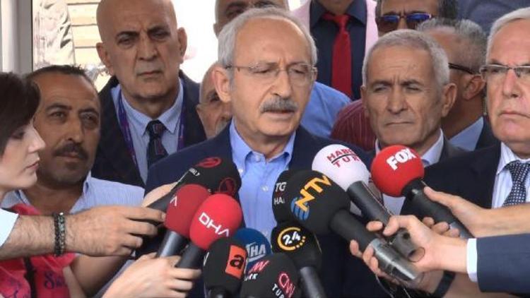 Kılıçdaroğlundan beyin felci geçiren milletvekiline ziyaret