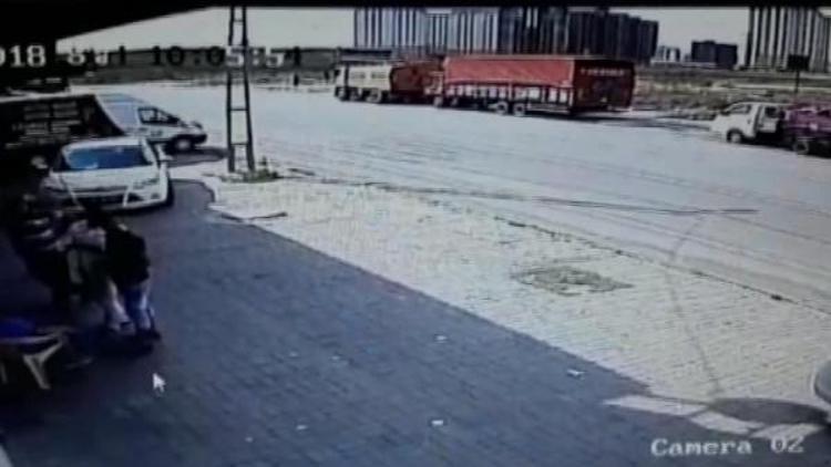 Başakşehirde hafriyat kamyonu dehşeti (1)