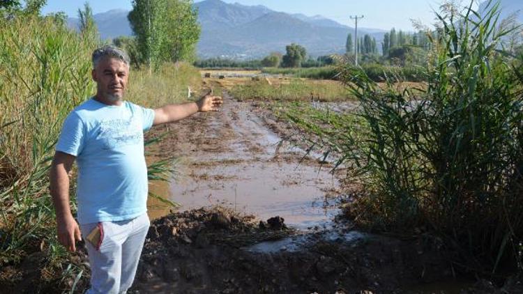 Elmalıda selin yaraları sarılıyor