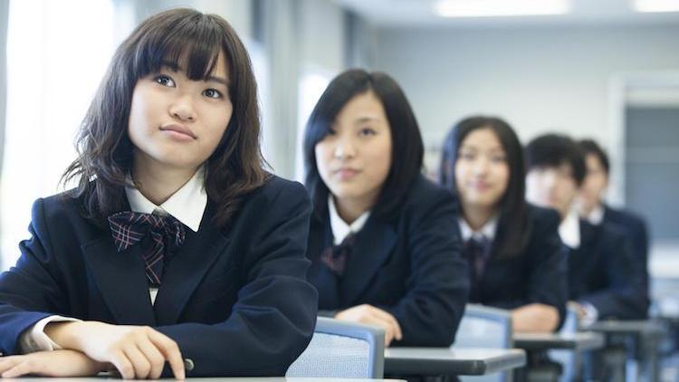 Skandal Japonyada kız öğrenciler hamile kalıp çocuk baksınlar diye...