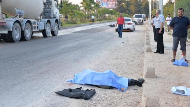Adanada motosiklet devrildi: 1 ölü, 1 yaralı