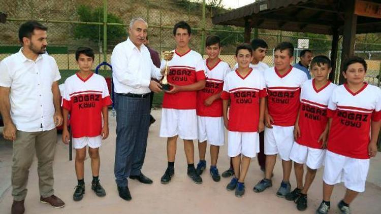 Nevşehirde Kuran kursları futbol turnuvası sona erdi