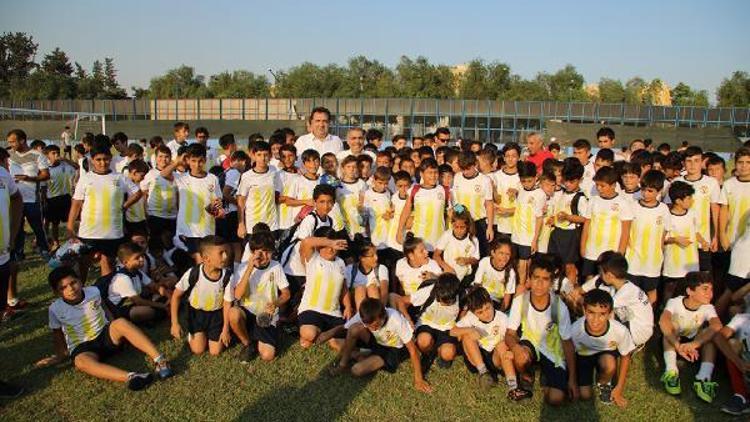 Yüreğir Belediyesi, Mahalleler Arası Futbol Turnuvası başladı