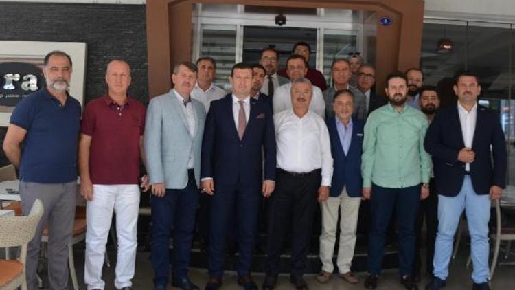 AK Parti Nasırdan, MÜSİAD İzmir Şubesine ziyaret