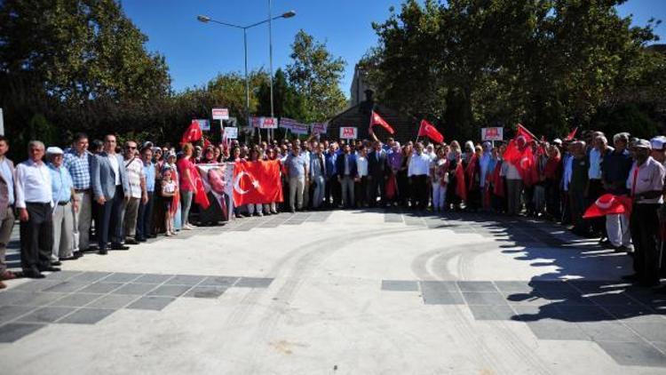 Çanakkalede AK Partinin 17nci kuruluş yıldönümü kutlandı