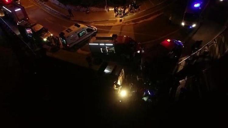 Bursada otobüs devrildi: Çok sayıda yaralı var / Ek Fotoğraflar