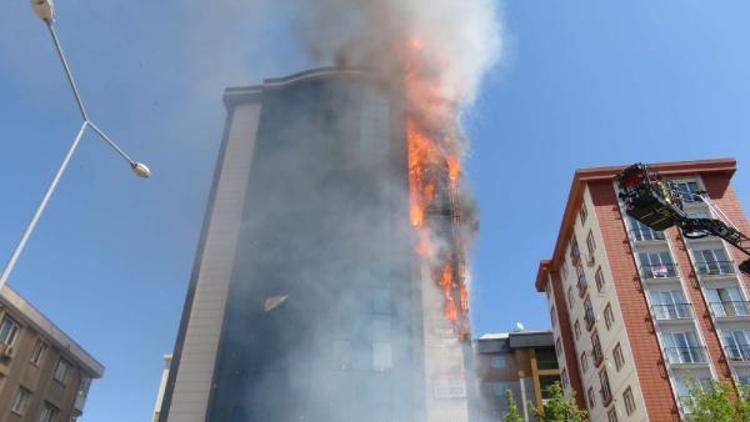ek fotoğraflar// Ataşehirde plazada yangın (1)