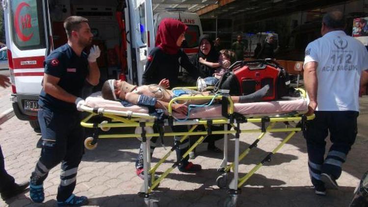 Kiliste kamyonet devrildi: 7 Suriyeli yaralı