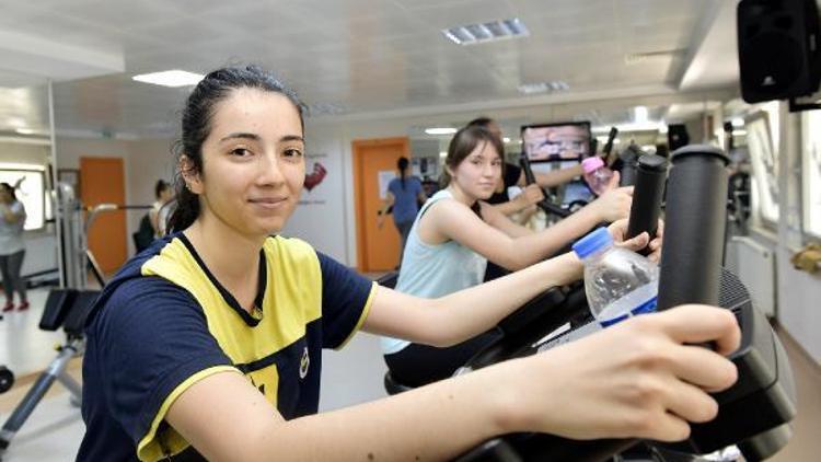 Mamak’ta kadınlar güne sporla başlıyorlar