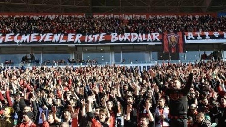 Eskişehirspor - Balıkesirspor maçının bilet fiyatları açıklandı