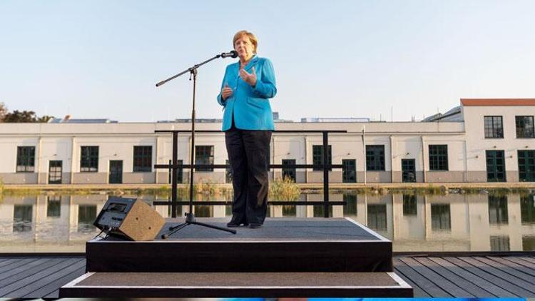 Merkel’den 2015 sözü: Bir daha olmayacak