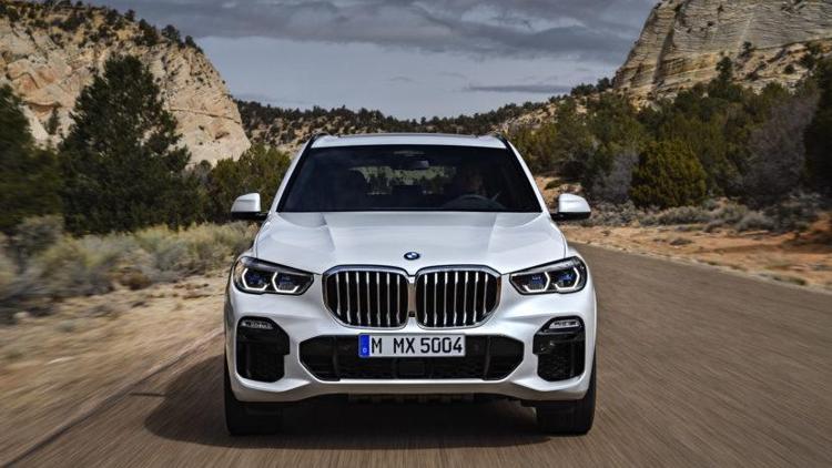 BMW, Kasımda yeni X5i tanıtacak