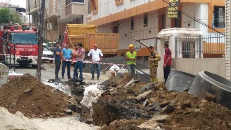 Kazı çalışmaları sırasında doğalgaz borusu patladı