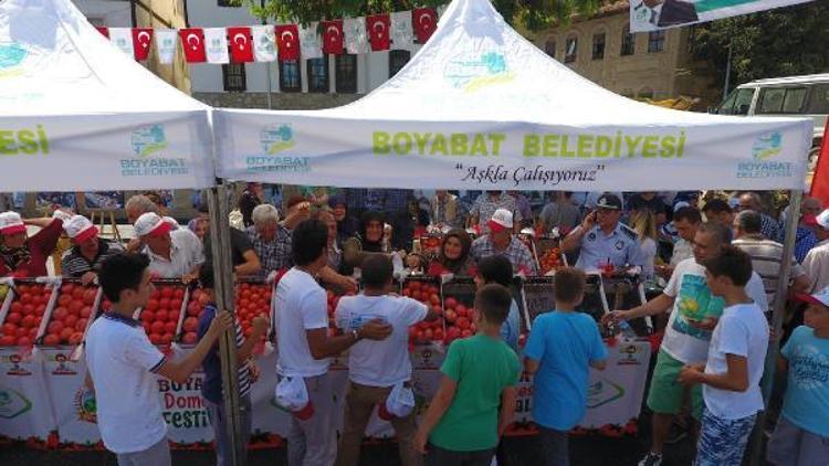 Boyabatta domates festivali düzenlendi